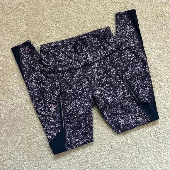 Athleta Rainer Printed Mesh Tight Leggings Purple Women Size XS Gym Active. - Picture 2 of 16